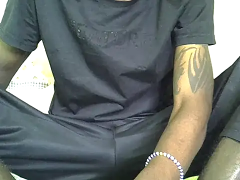 Delicious-D online show from May 2026 06:32:03 AM