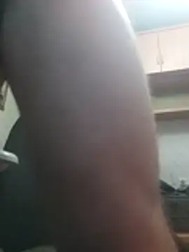 skrigul12 online show from November 2025 06:41:02 PM