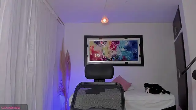 Scarlett 811 online show from April 2026 10:34:02 PM