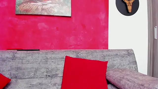 Snapshot of MikeEstevess chatting on December 2024 06:48:02 PM MikeEstevess online show from December 2024 06:48:02 PM