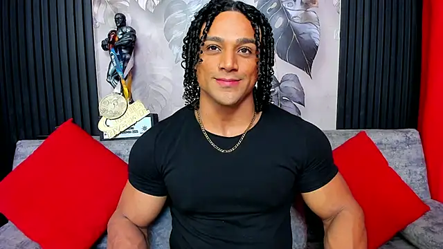 Snapshot of MikeEstevess chatting on October 2025 01:53:02 PM MikeEstevess online show from October 2025 01:53:02 PM