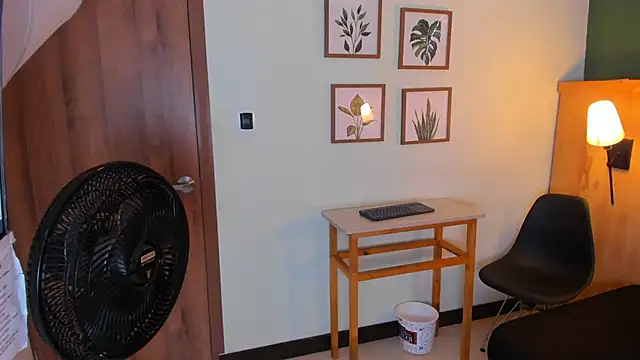 Snapshot of jacob-coper chatting on February 2025 03:01:02 AM jacob-coper online show from February 2025 03:01:02 AM