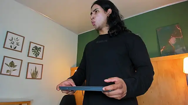 Snapshot of jacob-coper chatting on March 2025 03:07:01 AM jacob-coper online show from March 2025 03:07:01 AM