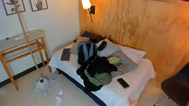 Snapshot of jacob-coper chatting on March 2025 09:24:02 AM jacob-coper online show from March 2025 09:24:02 AM