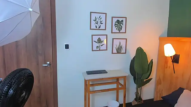 Snapshot of jacob-coper chatting on September 2025 03:11:01 AM jacob-coper online show from September 2025 03:11:01 AM