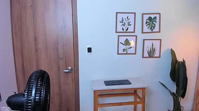 Snapshot of jacob-coper chatting on November 2025 03:18:02 AM jacob-coper online show from November 2025 03:18:02 AM