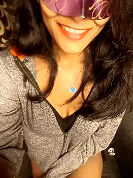 Snapshot of REVA_DARLING chatting on January 2025 08:03:01 AM REVA DARLING online show from January 2025 08:03:01 AM