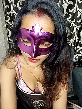 Snapshot of REVA_DARLING chatting on October 2025 01:24:02 PM REVA DARLING online show from October 2025 01:24:02 PM