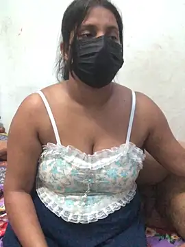 Snapshot of NOORA-GIRL chatting on January 2025 01:50:01 AM NOORA-GIRL online show from January 2025 01:50:01 AM