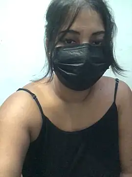 Snapshot of NOORA-GIRL chatting on January 2025 09:51:02 PM NOORA-GIRL online show from January 2025 09:51:02 PM