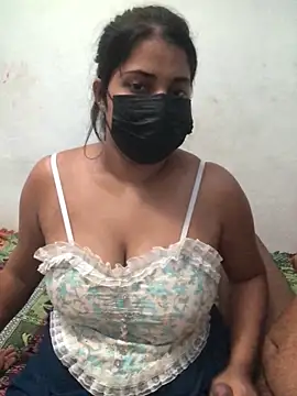 Snapshot of NOORA-GIRL chatting on February 2025 06:04:01 AM NOORA-GIRL online show from February 2025 06:04:01 AM