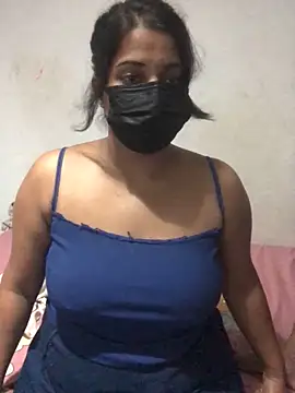 Snapshot of NOORA-GIRL chatting on February 2025 09:41:02 PM NOORA-GIRL online show from February 2025 09:41:02 PM