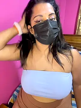 Snapshot of NOORA-GIRL chatting on September 2025 10:21:02 PM NOORA-GIRL online show from September 2025 10:21:02 PM