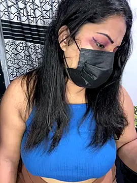 Snapshot of NOORA-GIRL chatting on November 2025 10:23:02 PM NOORA-GIRL online show from November 2025 10:23:02 PM