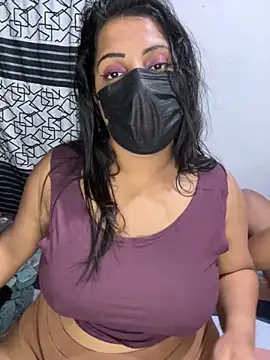 Snapshot of NOORA-GIRL chatting on December 2025 01:52:02 PM NOORA-GIRL online show from December 2025 01:52:02 PM