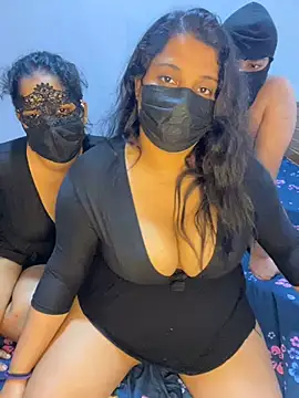 NOORA-GIRL online show from July 2026 02:07:02 PM