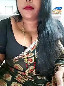 Snapshot of Swapna_143 chatting on December 2025 05:19:02 PM Swapna 143 online show from December 2025 05:19:02 PM