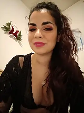 Snapshot of Saturnia_Yvonne chatting on January 2025 11:24:02 PM Saturnia Yvonne online show from January 2025 11:24:02 PM