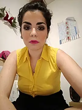 Snapshot of Saturnia_Yvonne chatting on January 2025 11:45:02 PM Saturnia Yvonne online show from January 2025 11:45:02 PM