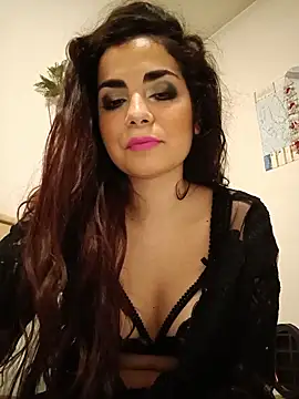 Snapshot of Saturnia_Yvonne chatting on February 2025 12:08:02 AM Saturnia Yvonne online show from February 2025 12:08:02 AM