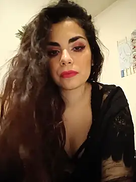 Snapshot of Saturnia_Yvonne chatting on February 2025 11:06:02 PM Saturnia Yvonne online show from February 2025 11:06:02 PM