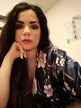 Snapshot of Saturnia_Yvonne chatting on February 2025 05:53:01 PM Saturnia Yvonne online show from February 2025 05:53:01 PM