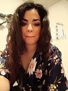 Snapshot of Saturnia_Yvonne chatting on February 2025 11:47:02 PM Saturnia Yvonne online show from February 2025 11:47:02 PM