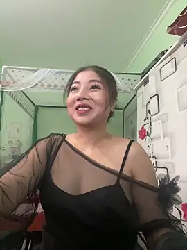 Snapshot of MiMi_0293 chatting on November 2025 02:12:01 AM MiMi 0293 online show from November 2025 02:12:01 AM