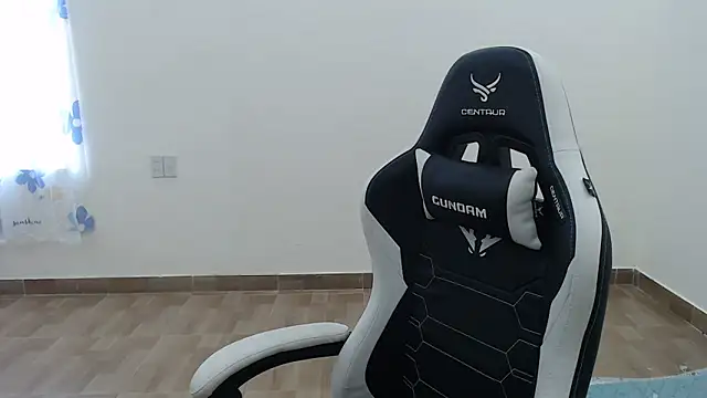 Snapshot of MiMi_0293 chatting on November 2025 07:41:02 AM MiMi 0293 online show from November 2025 07:41:02 AM