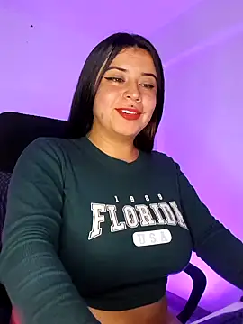 Snapshot of Devilsweet17 chatting on January 2025 01:21:02 AM Devilsweet17 online show from January 2025 01:21:02 AM