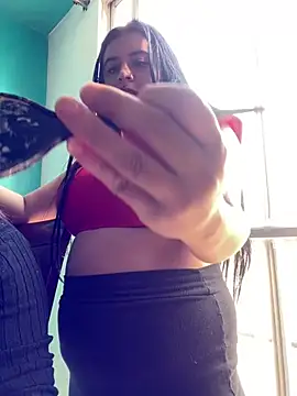 Snapshot of Devilsweet17 chatting on February 2025 07:15:02 PM Devilsweet17 online show from February 2025 07:15:02 PM