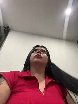 Snapshot of Devilsweet17 chatting on February 2025 11:34:02 PM Devilsweet17 online show from February 2025 11:34:02 PM