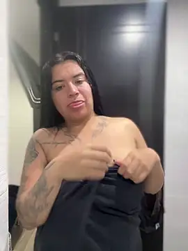 Devilsweet17 online show from February 2026 11:04:02 PM