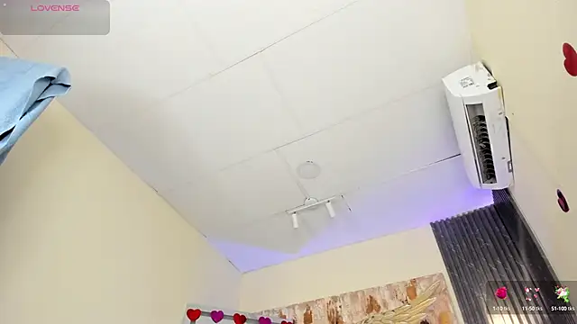 emma alice  online show from February 2025 03:54:01 PM