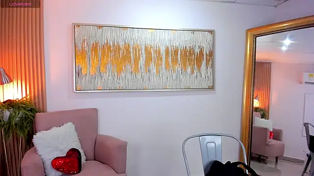 emma alice  online show from February 2025 12:36:01 PM