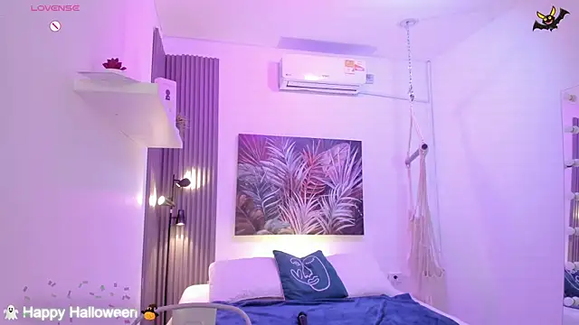 emma alice  online show from October 2025 12:12:02 PM