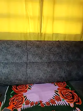 Snapshot of pretty-eyes23 chatting on February 2025 06:14:01 AM pretty-eyes23 online show from February 2025 06:14:01 AM