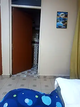 Snapshot of pretty-eyes23 chatting on March 2025 12:00:01 AM pretty-eyes23 online show from March 2025 12:00:01 AM