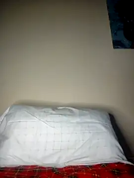 Snapshot of pretty-eyes23 chatting on December 2025 04:46:02 PM pretty-eyes23 online show from December 2025 04:46:02 PM