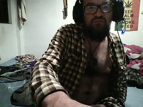 Snapshot of LECHEBALLS chatting on October 2025 04:04:01 AM LECHEBALLS online show from October 2025 04:04:01 AM