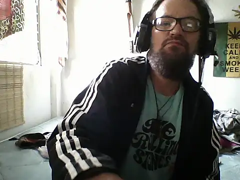 Snapshot of LECHEBALLS chatting on October 2025 06:08:01 PM LECHEBALLS online show from October 2025 06:08:01 PM