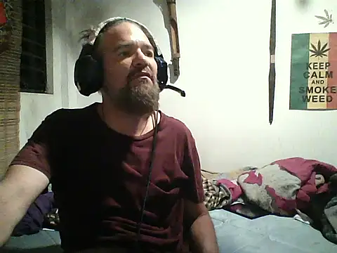 Snapshot of LECHEBALLS chatting on December 2025 02:19:01 AM LECHEBALLS online show from December 2025 02:19:01 AM