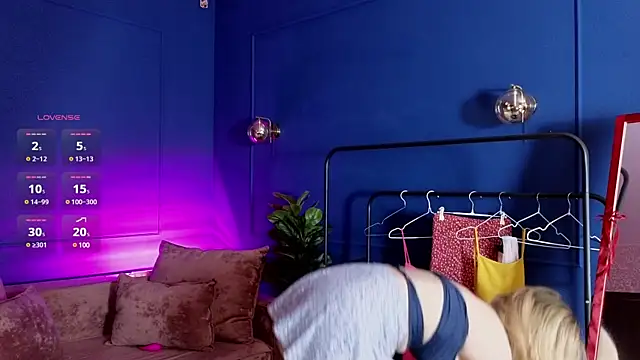 Snapshot of Diana_mysteryx chatting on March 2025 01:27:02 AM Diana mysteryx online show from March 2025 01:27:02 AM