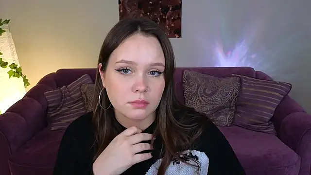 Snapshot of miki_miki_cutie_ chatting on December 2024 07:37:02 PM miki miki cutie online show from December 2024 07:37:02 PM