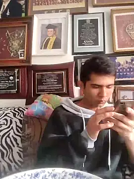 Snapshot of jperezofficial1 chatting on December 2024 03:05:02 PM jperezofficial1 online show from December 2024 03:05:02 PM