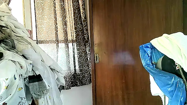 Snapshot of jperezofficial1 chatting on October 2025 08:20:02 PM jperezofficial1 online show from October 2025 08:20:02 PM