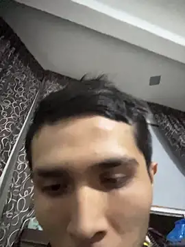 Snapshot of jperezofficial1 chatting on December 2025 04:40:02 AM jperezofficial1 online show from December 2025 04:40:02 AM