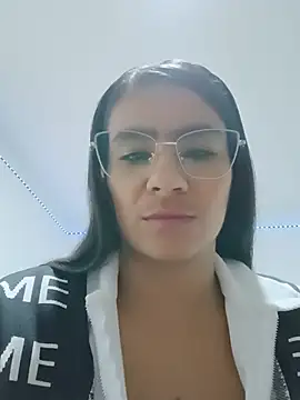 Snapshot of Leslly_ chatting on July 2026 08:50:02 AM Leslly online show from July 2026 08:50:02 AM