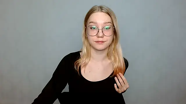 Snapshot of cindi_hot chatting on February 2025 11:09:02 AM cindi hot online show from February 2025 11:09:02 AM