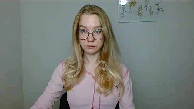 Snapshot of cindi_hot chatting on September 2025 08:42:02 AM cindi hot online show from September 2025 08:42:02 AM